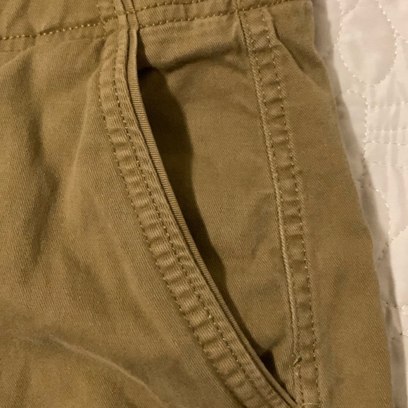 Flat front shorts - Picture 2 of 13